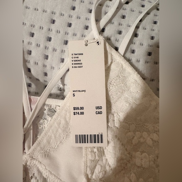 NWT Out From Under Ever After White Lace Scalloped Flyaway Tie Front Cami - S - Picture 4 of 5